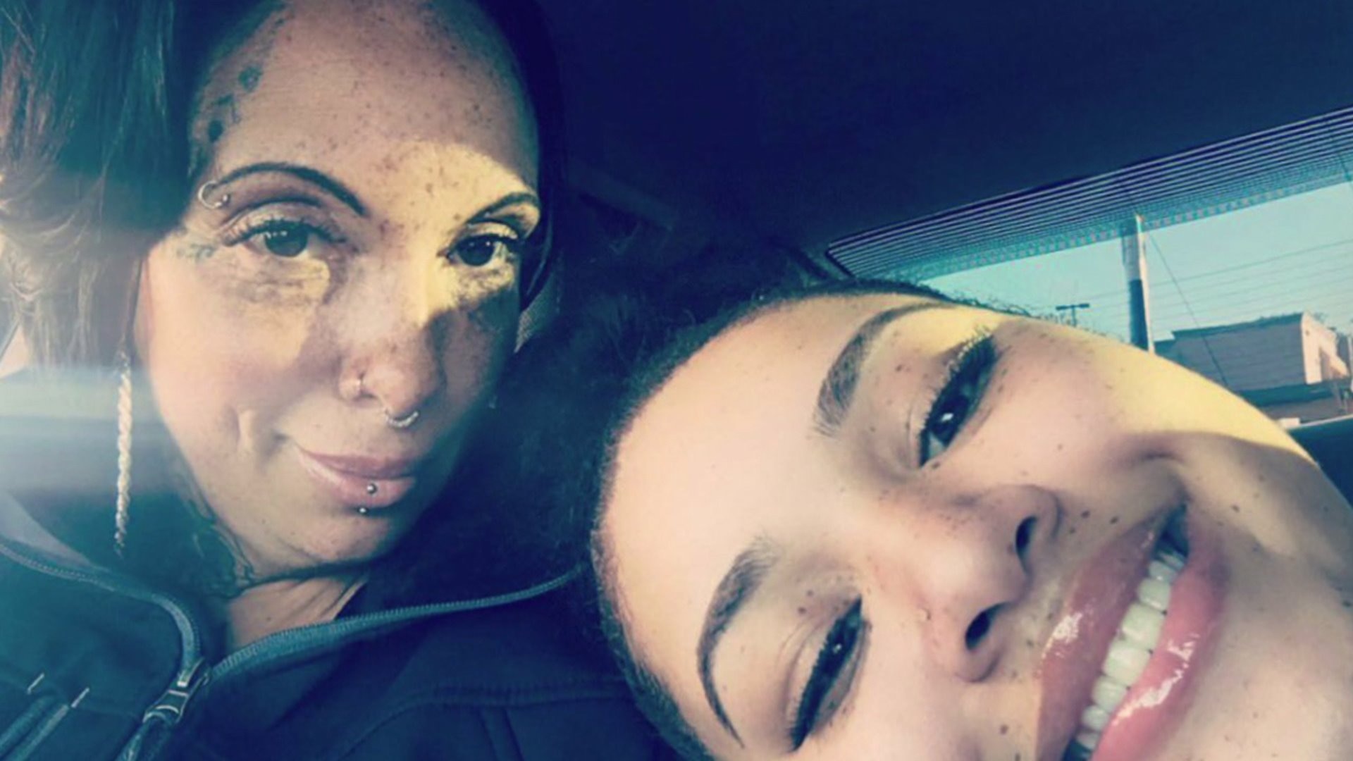 Unsolved murder of teen girl in front of Seattle bakery haunts family