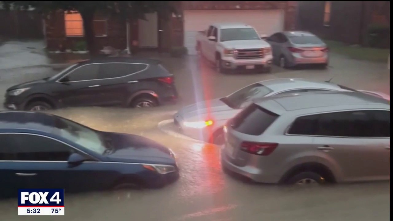 Drivers in North Texas struggle with Friday floods