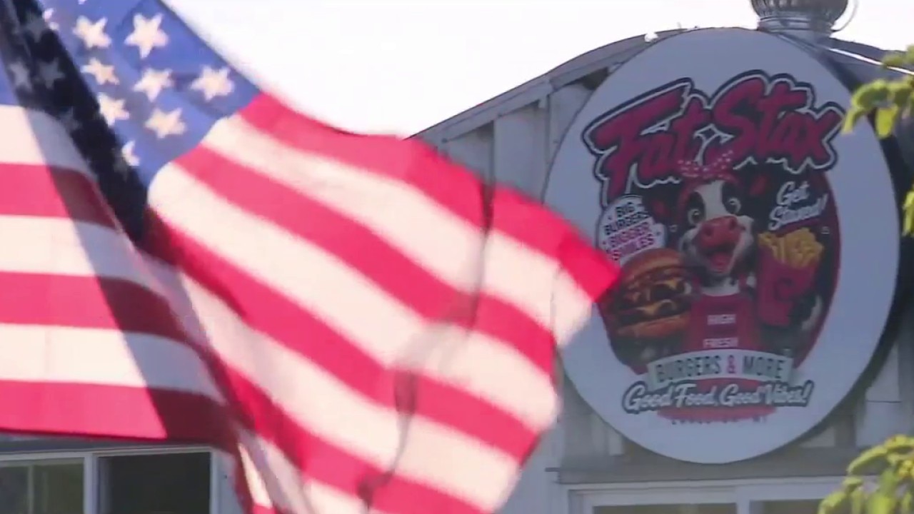 Burger joint fights eviction by property owners