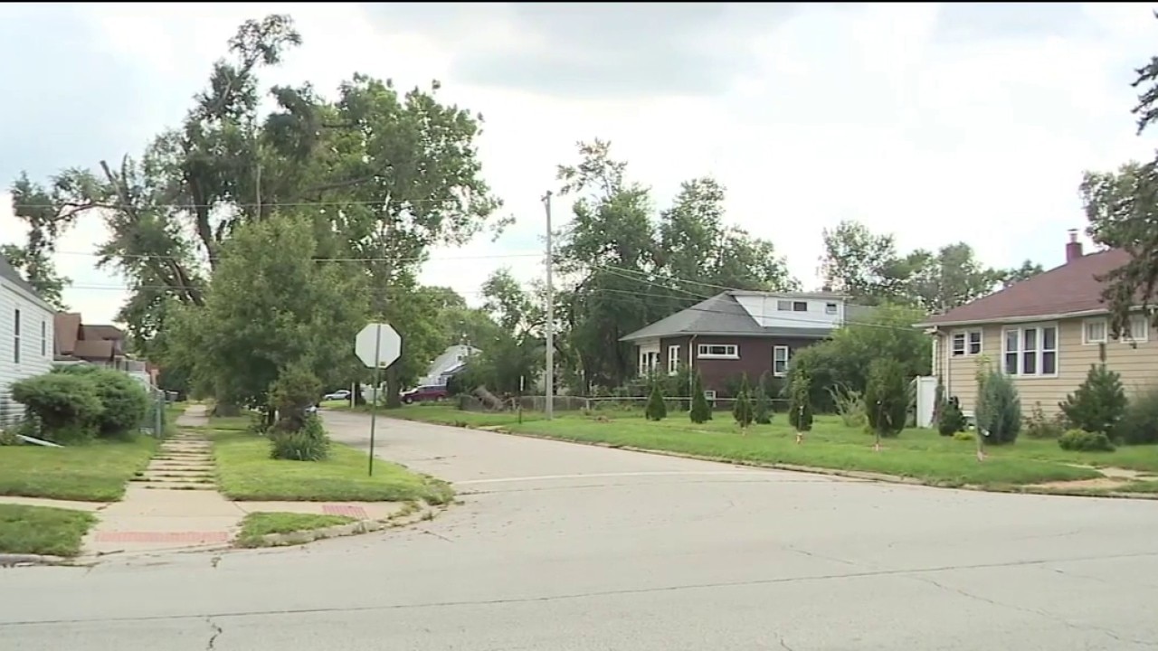 Viral video appearing to show teens with guns draws Hazel Crest police attention