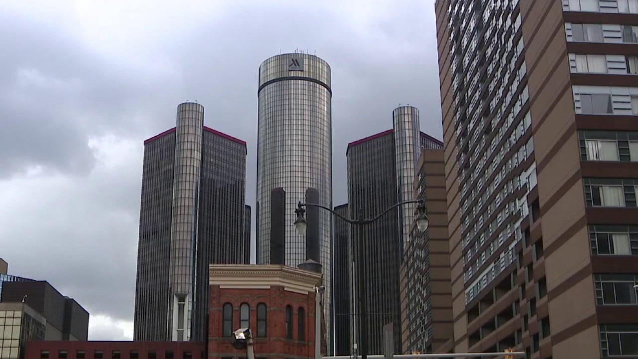 Detroiters to weigh in on RenCen redevelopment