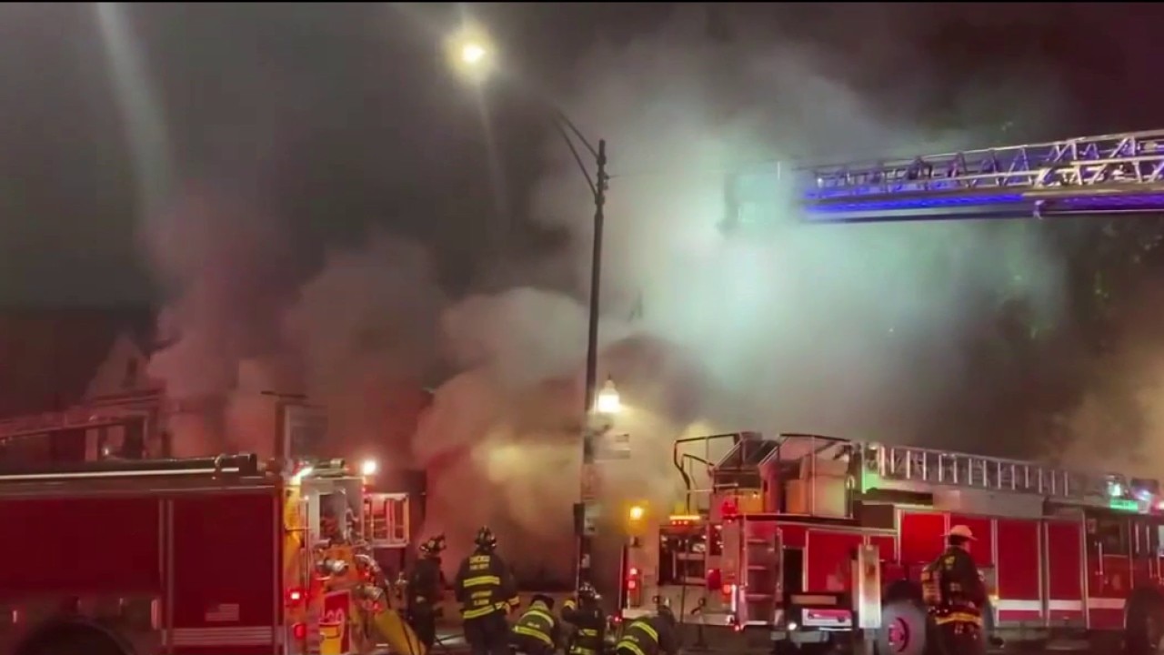 Business fire injures 1 on Chicago's Northwest Side