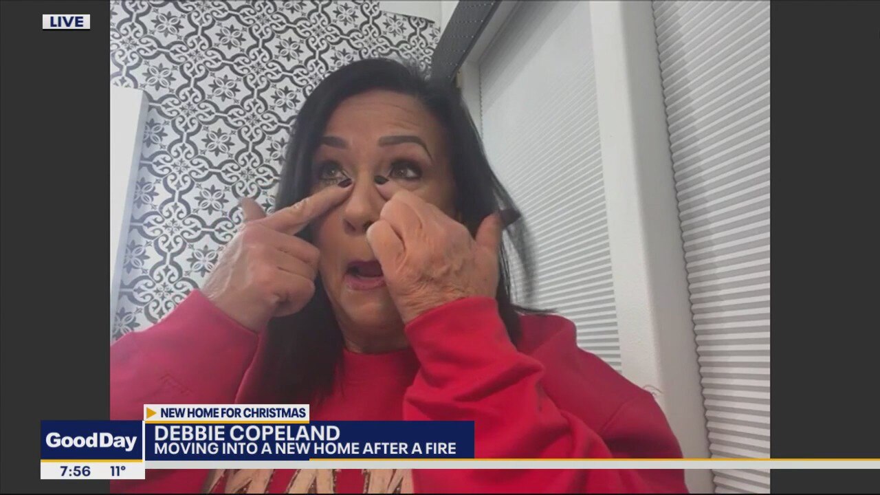 Mother who lost home in wildfire thankful to have new house for Christmas