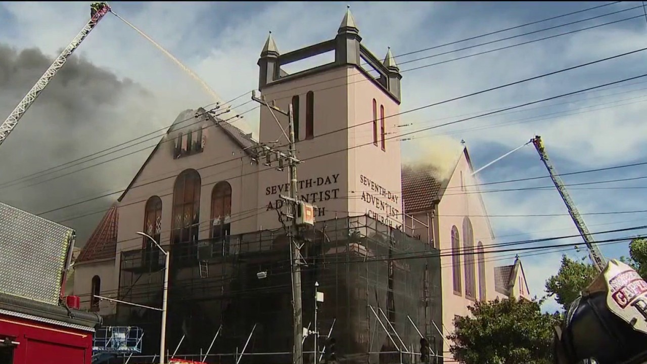 Fire rips through San Francisco Lower Pacific Heights church 