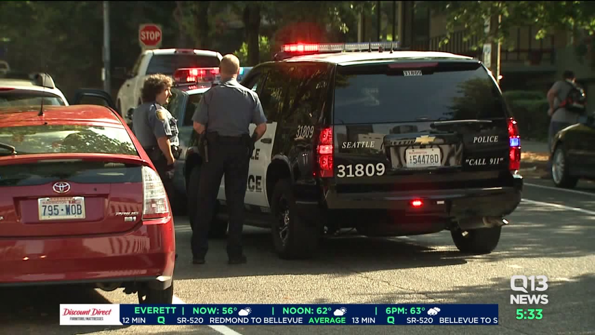 Seattle police bringing back unarmed community service officers