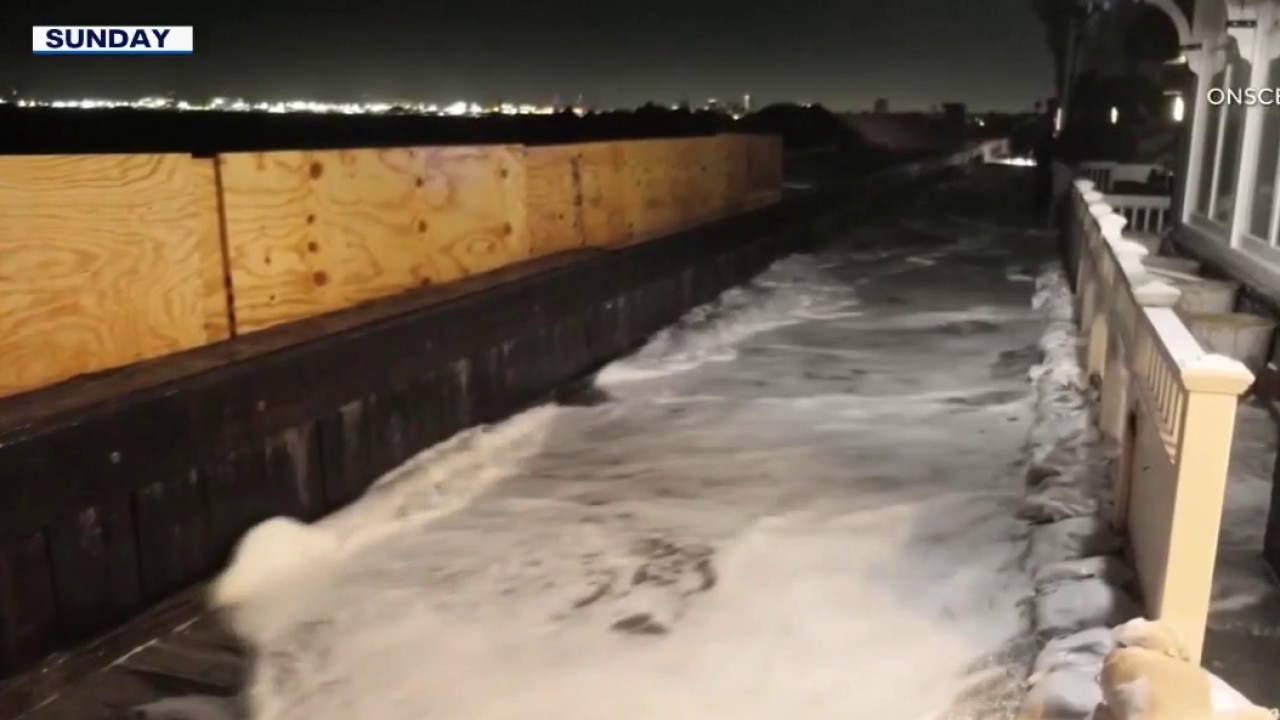 King tides, high surf continue hitting SoCal beaches