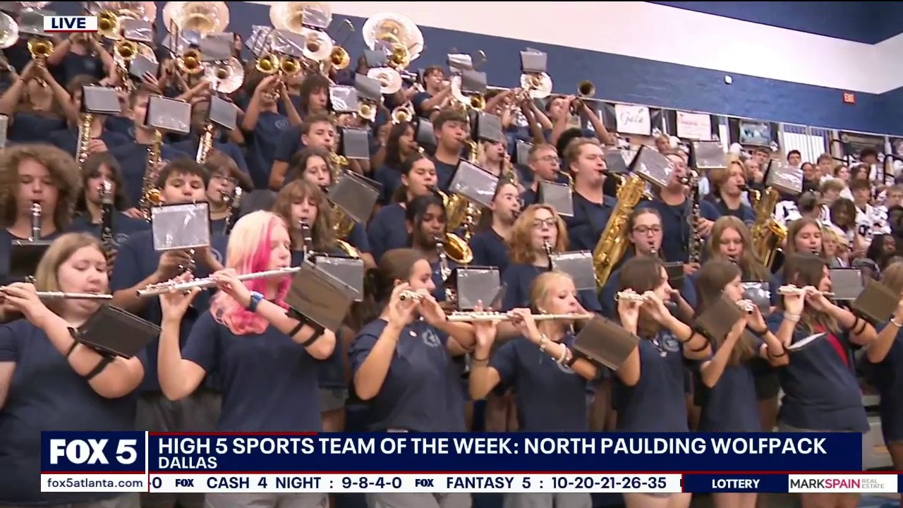 North Paulding Wolfpack celebrates being team of the week