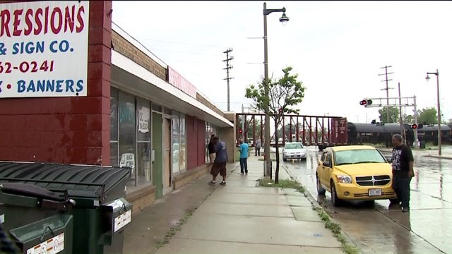 Landlord accused of keeping money from potential property tenants