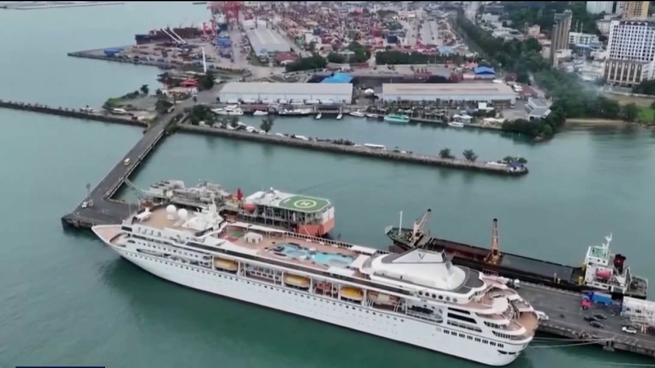 3-year cruise canceled over fuel costs 