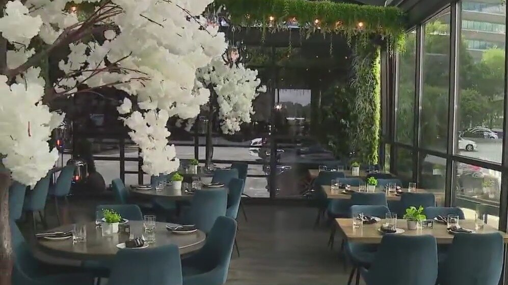 The weather and summer dining