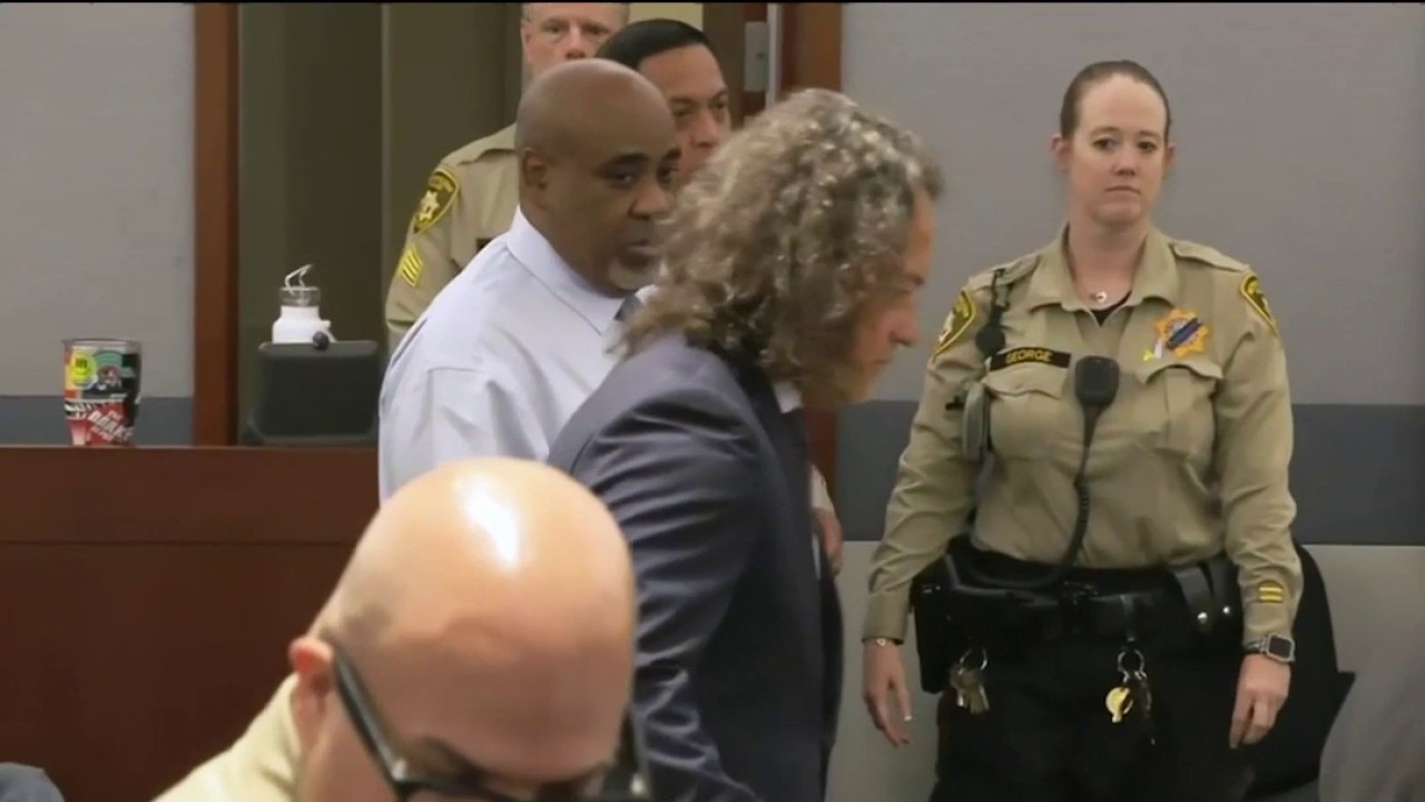 Closing arguments begin in Tupac Shakur murder trial