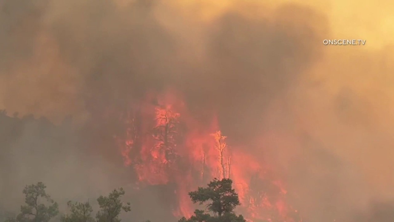 Summit Fire burns 2,600+ acres in Antelope Valley
