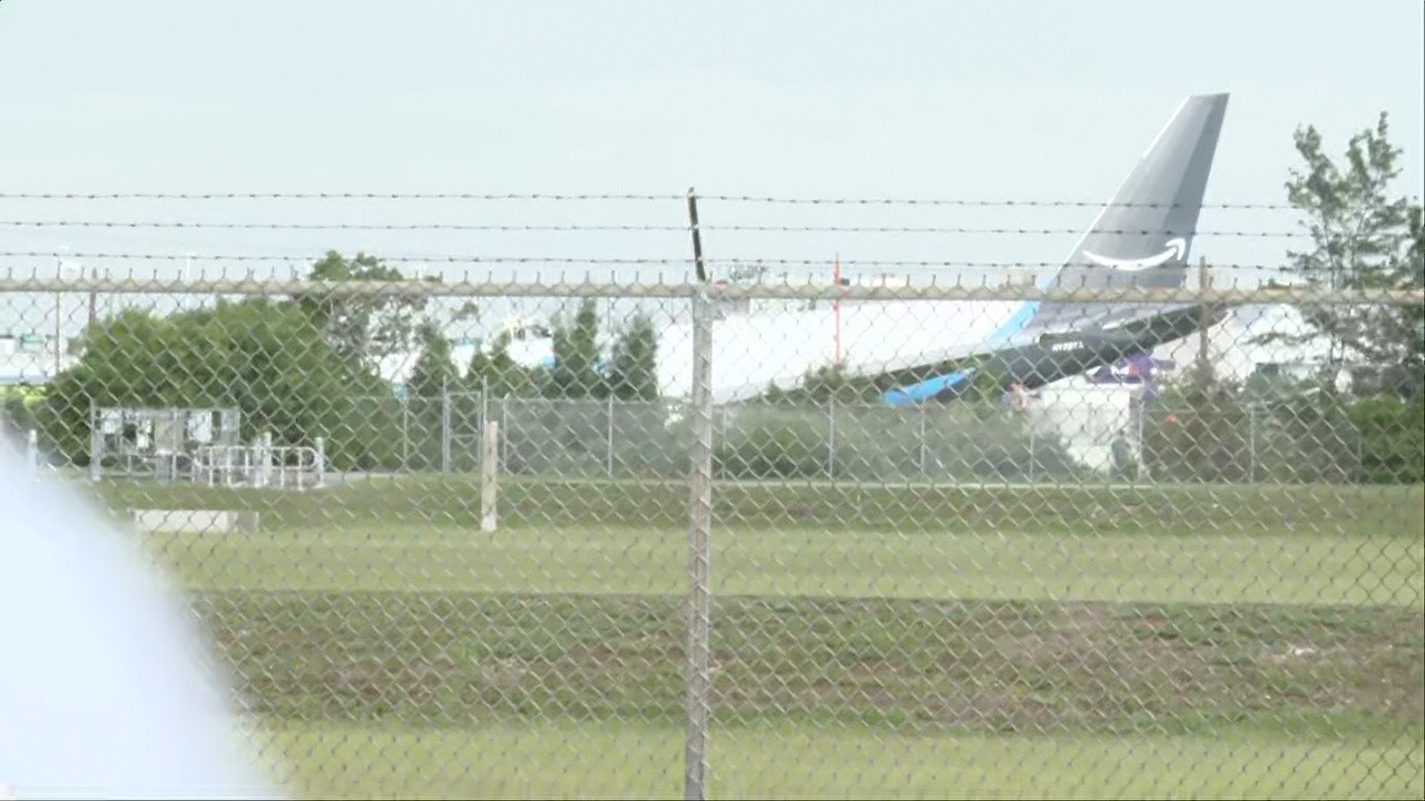 What investigators are looking for after fatal Amazon jet crash