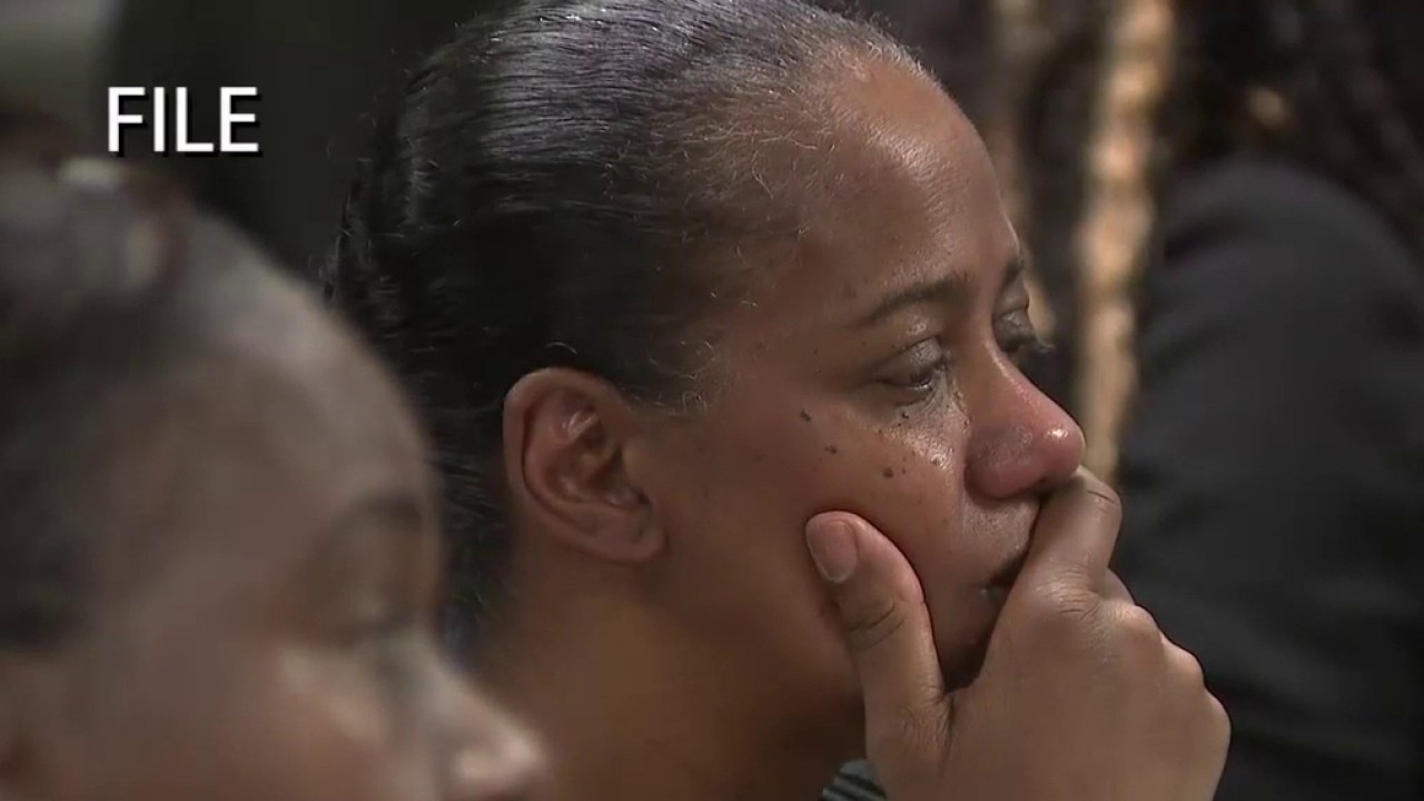 Grieving mother slams Douglas County coroner report as 'garbage'