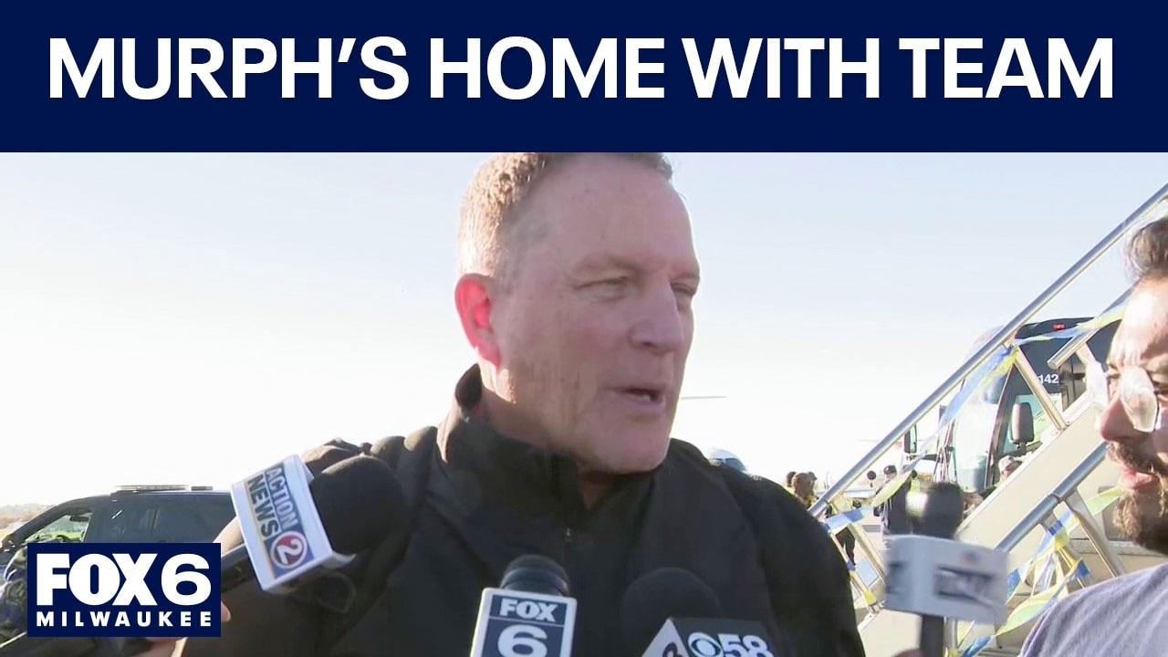 Milwaukee Brewers Manager Pat Murphy, team return home