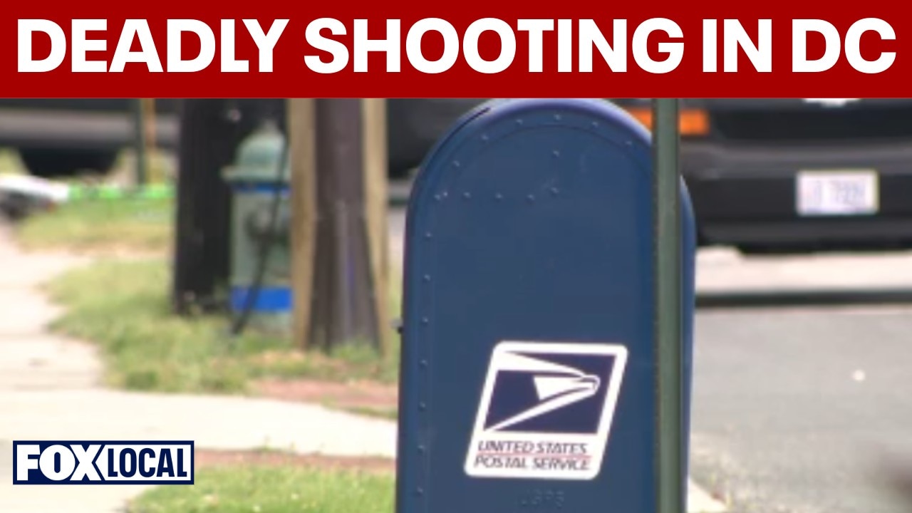 Suspect sought in deadly shooting near post office in Southeast DC 