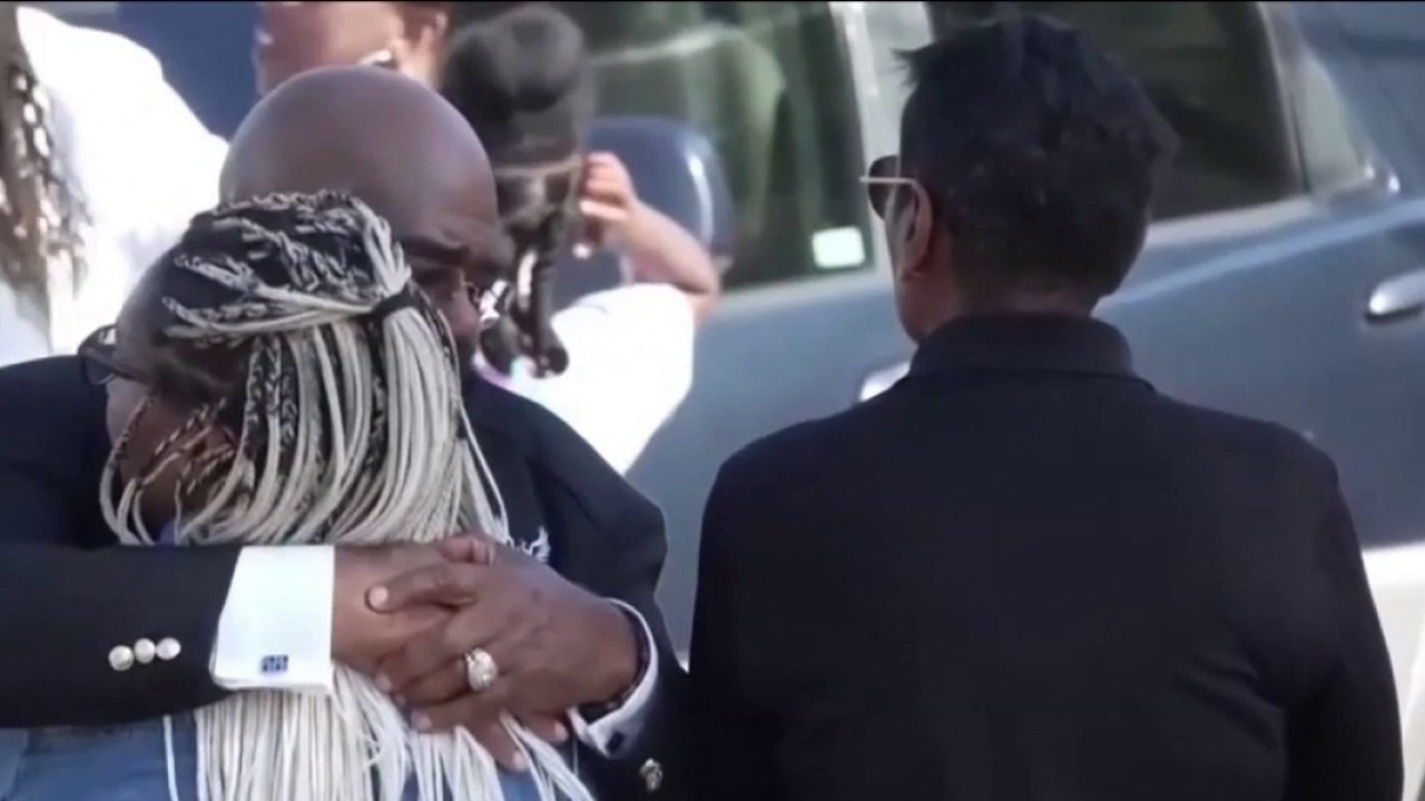 Weekend mass shootings rock Louisiana, Iowa communities