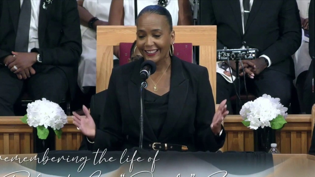 Private homegoing service held for Peabo Bryson