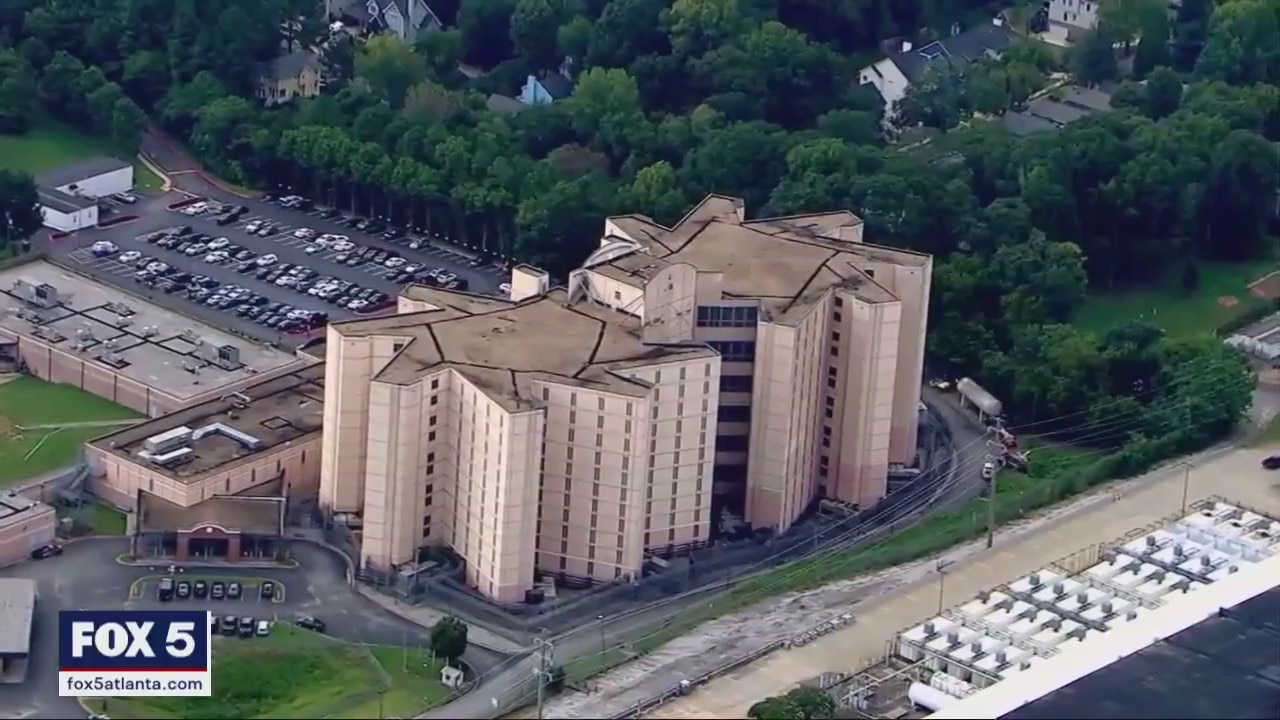 Inmate dies in triple stabbing at Fulton County Jail