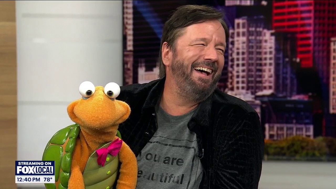 Terry Fator brings comedy, music and puppets to Waukegan stage