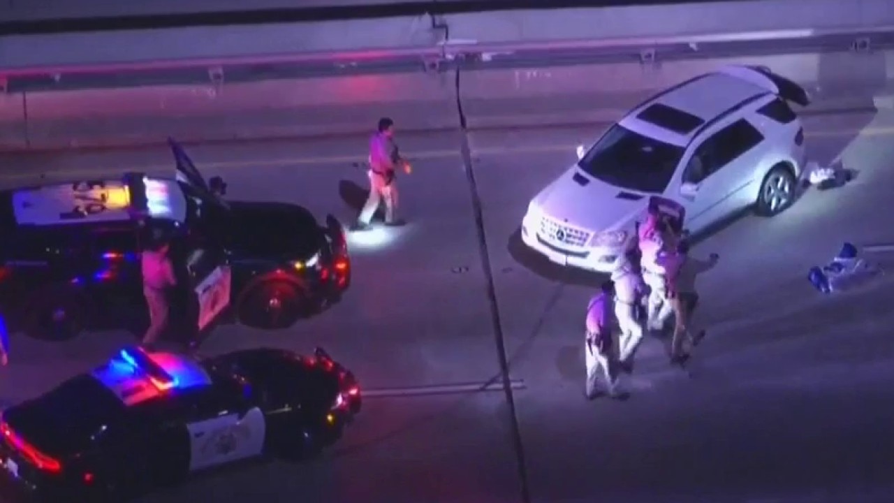 Suspect leads slow police chase across LA
