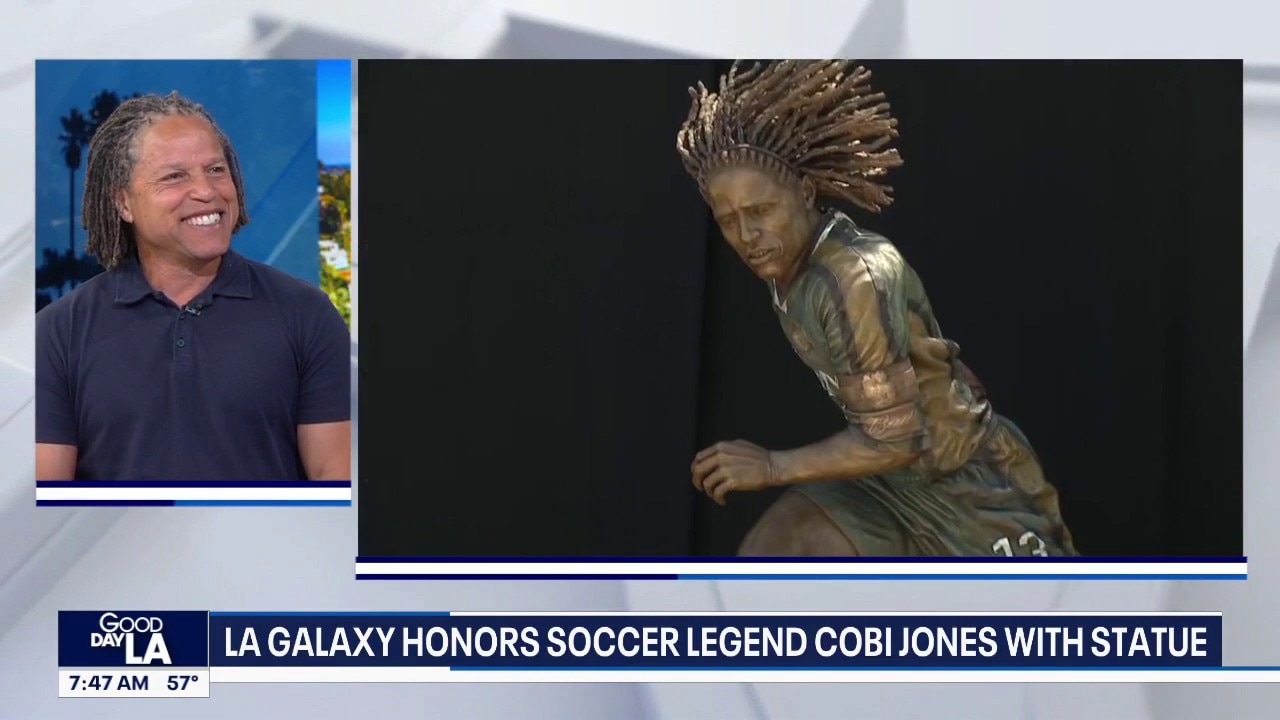 Cobi Jones honored with statue