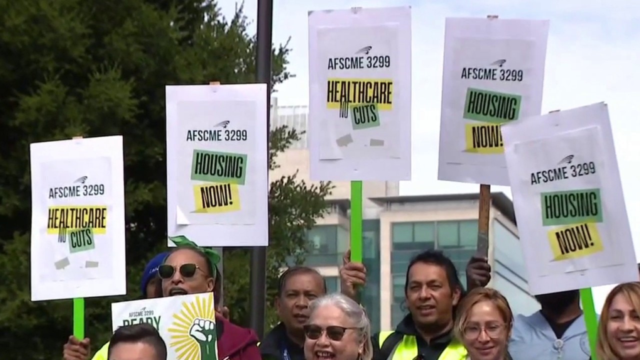 42,000 UC workers to begin strike May 14