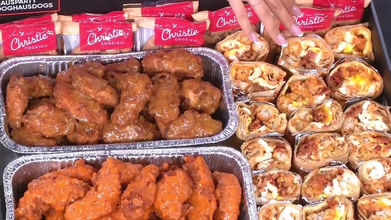 Tailgate Thursday with Dog Haus
