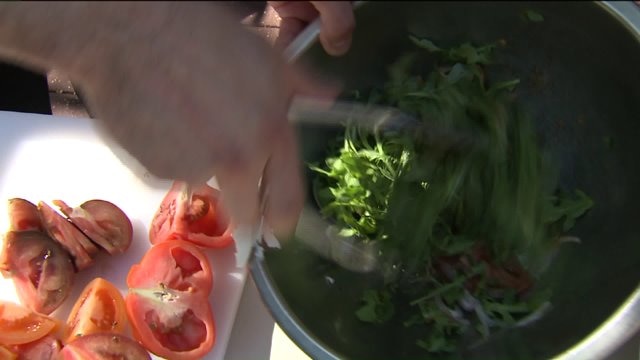 Tips and tricks for outdoor eating and a recipe you can try at home