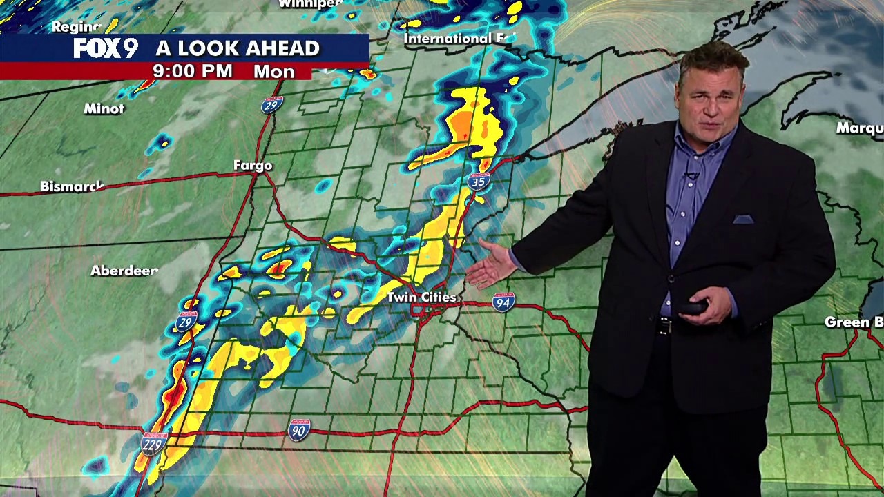 MN weather: Rain chances Monday night, Tuesday morning