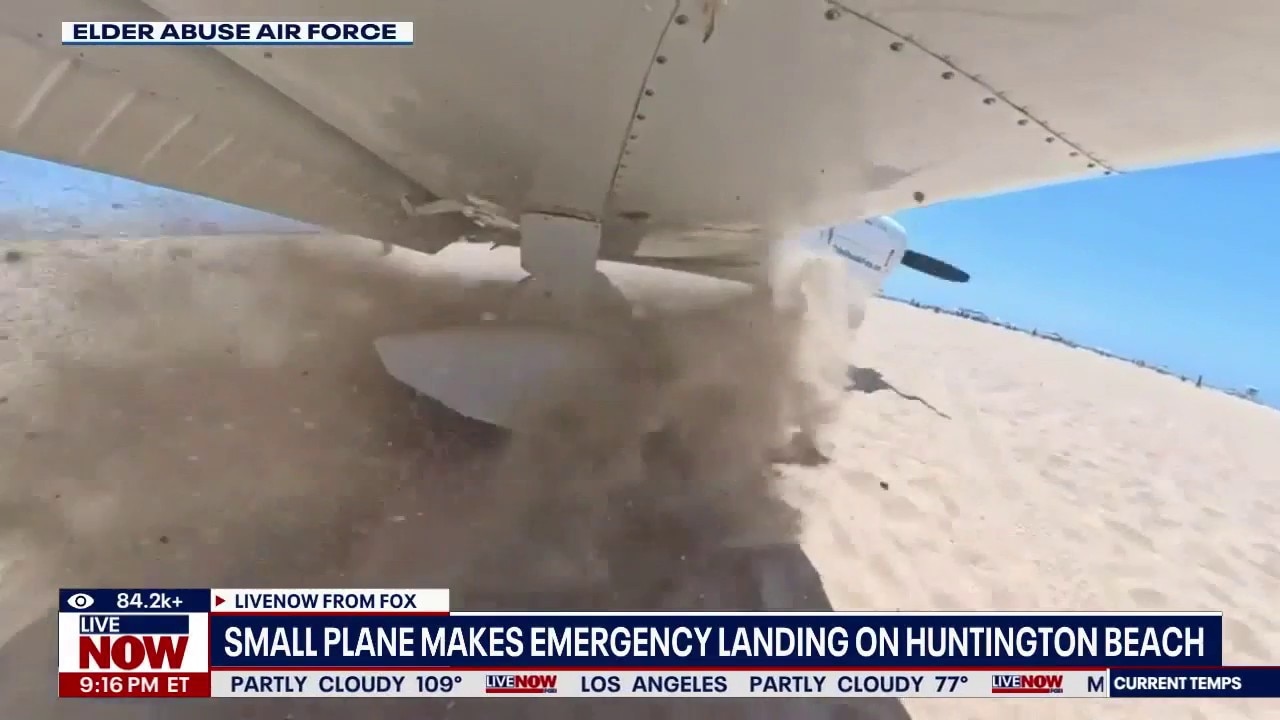 Small plane makes emergency landing on CA beach 