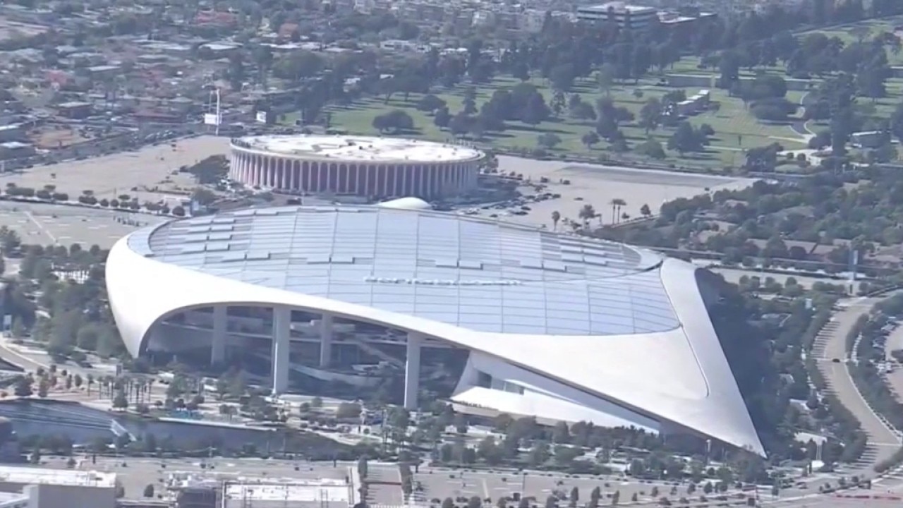 SoFi Stadium workers vote to authorize strike before World Cup