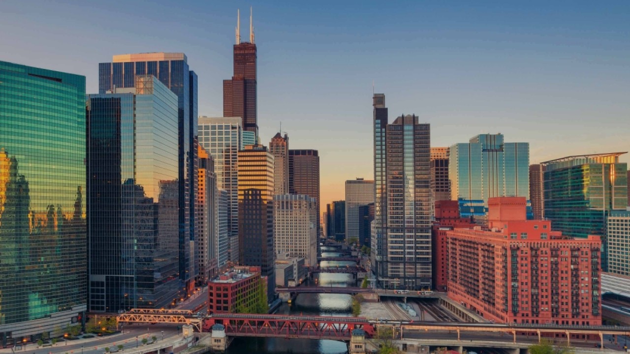 Chicago's office market shows signs of recovery as leasing picks up