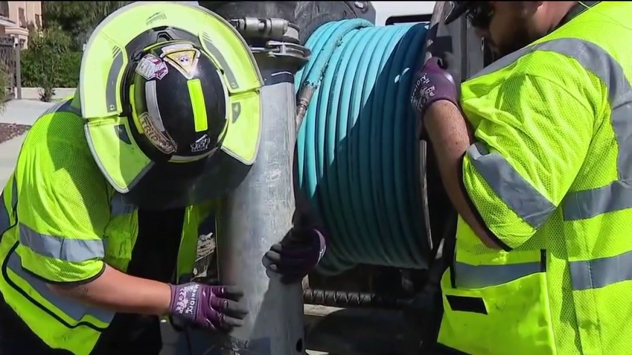 City of San Jose crews in Alviso prepare for El Nino