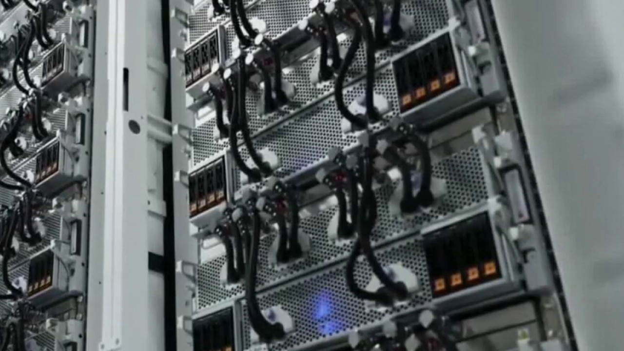 Poll: CA Residents oppose new AI data centers