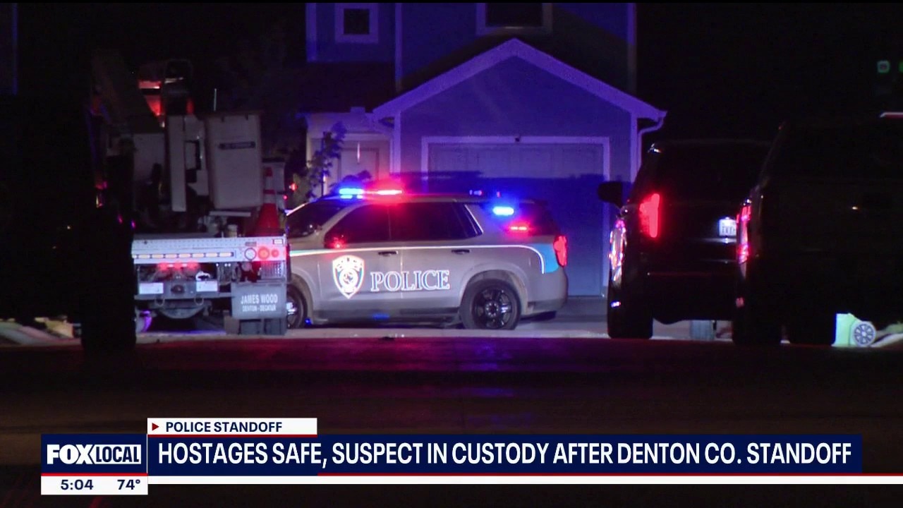 Hostages safe after 30 hour police standoff in Aubrey