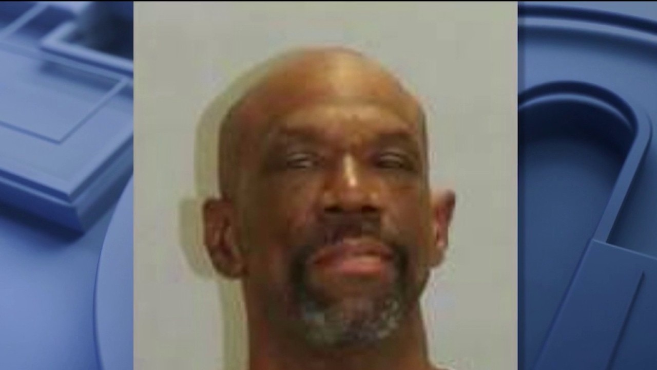 Man accused of dragging officer in traffic stop arrested