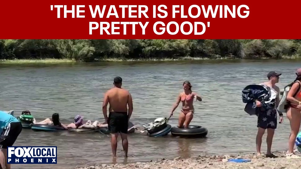 Salt River tubing attracts holiday crowds