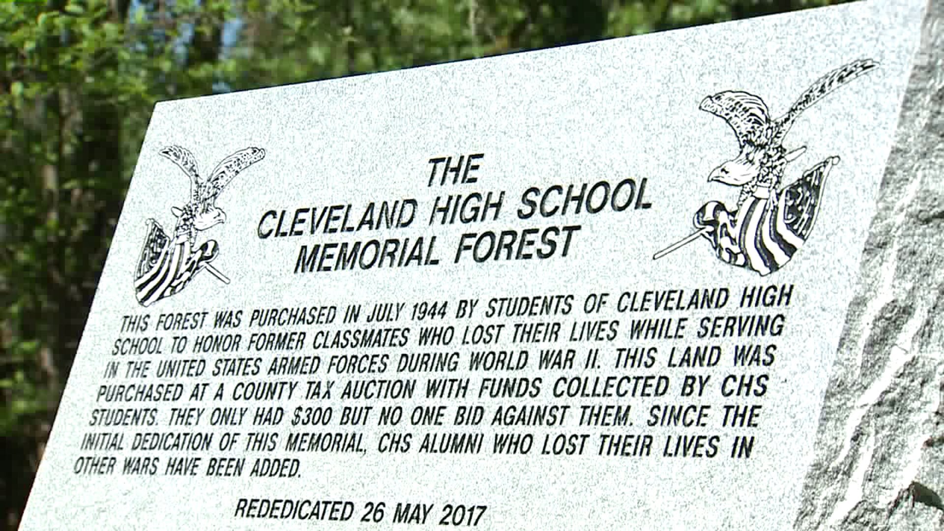 Memorial by Seattle H.S. for those who served, died in action