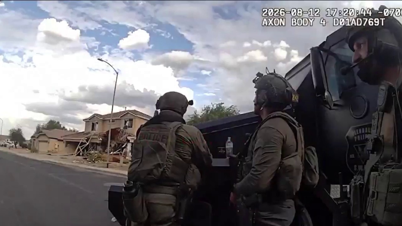 Glendale Police release standoff footage, audio