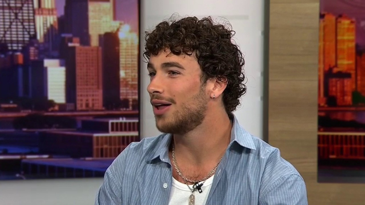 'Love Island USA' alum to run in the Chicago Marathon, fundraise for mental health
