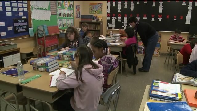 Bill would allow school districts to start classes in August; restaurant manager worries about impact to his staff