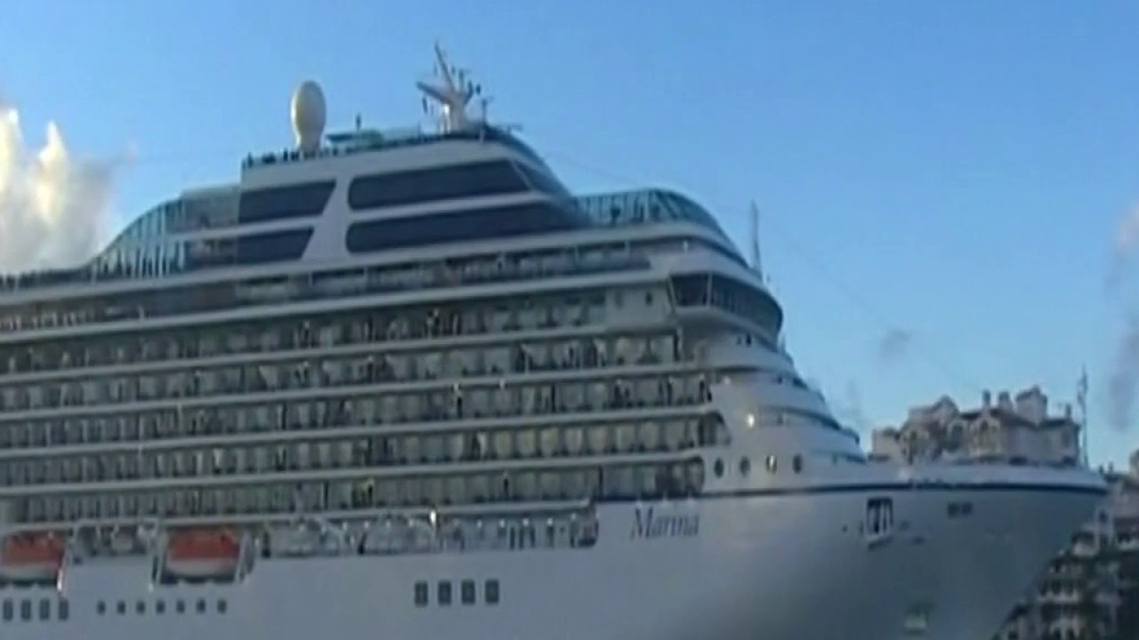 Fall cruises | Monday Manners