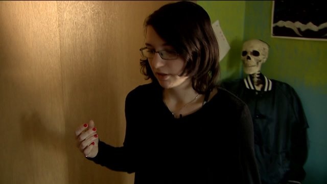 Teen fights back against ex-boyfriend, his new girlfriend after alleged attack