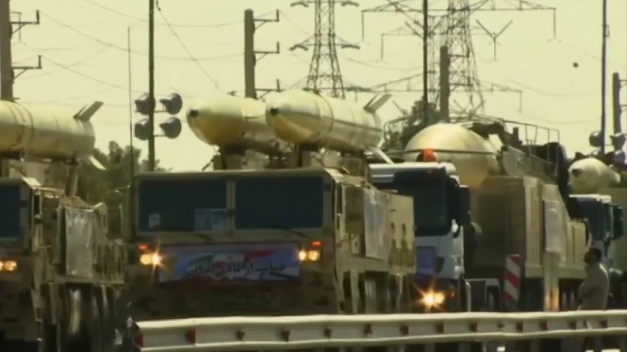 Trump keeps military options open for Iran