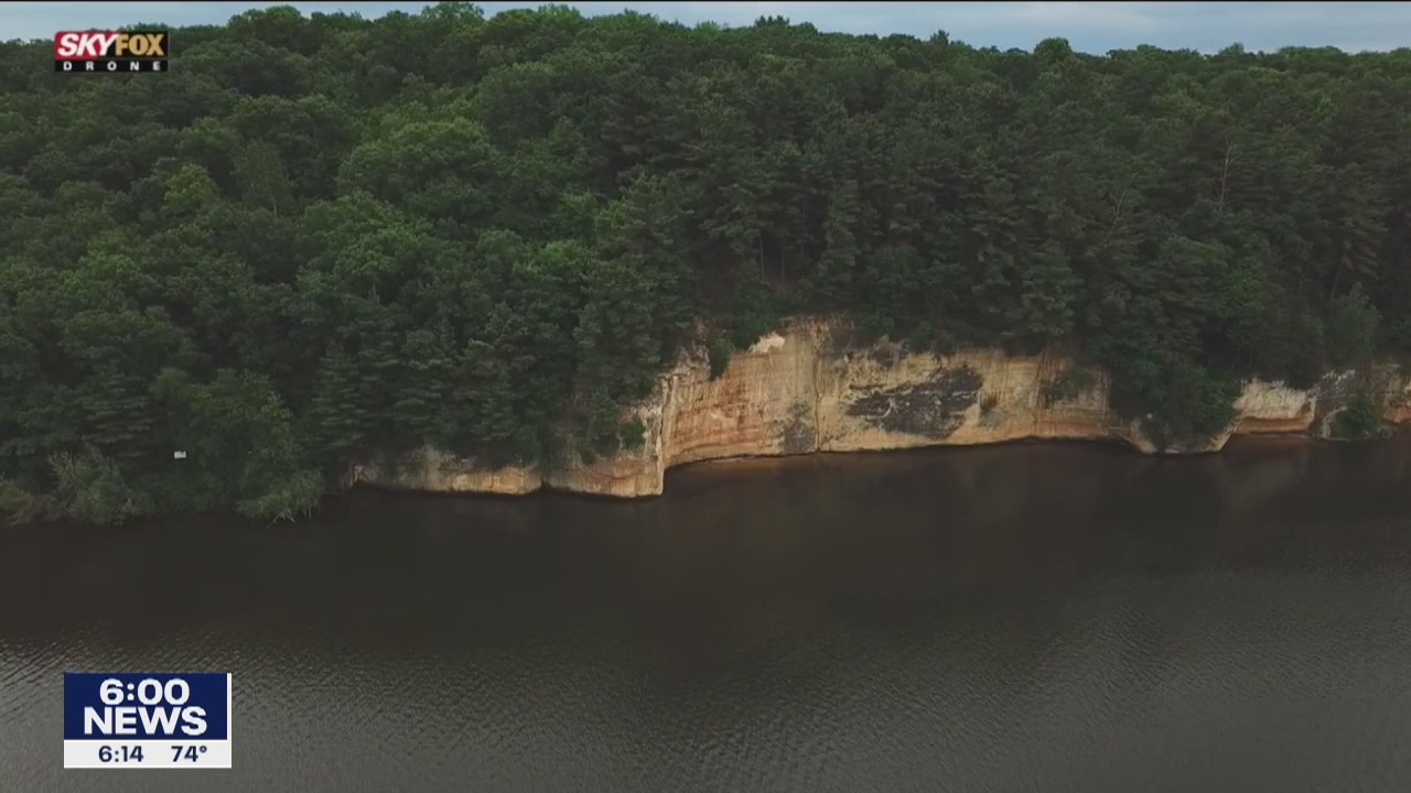 Boy dies while cliff jumping at Lake Byllesby after another kid lands on him