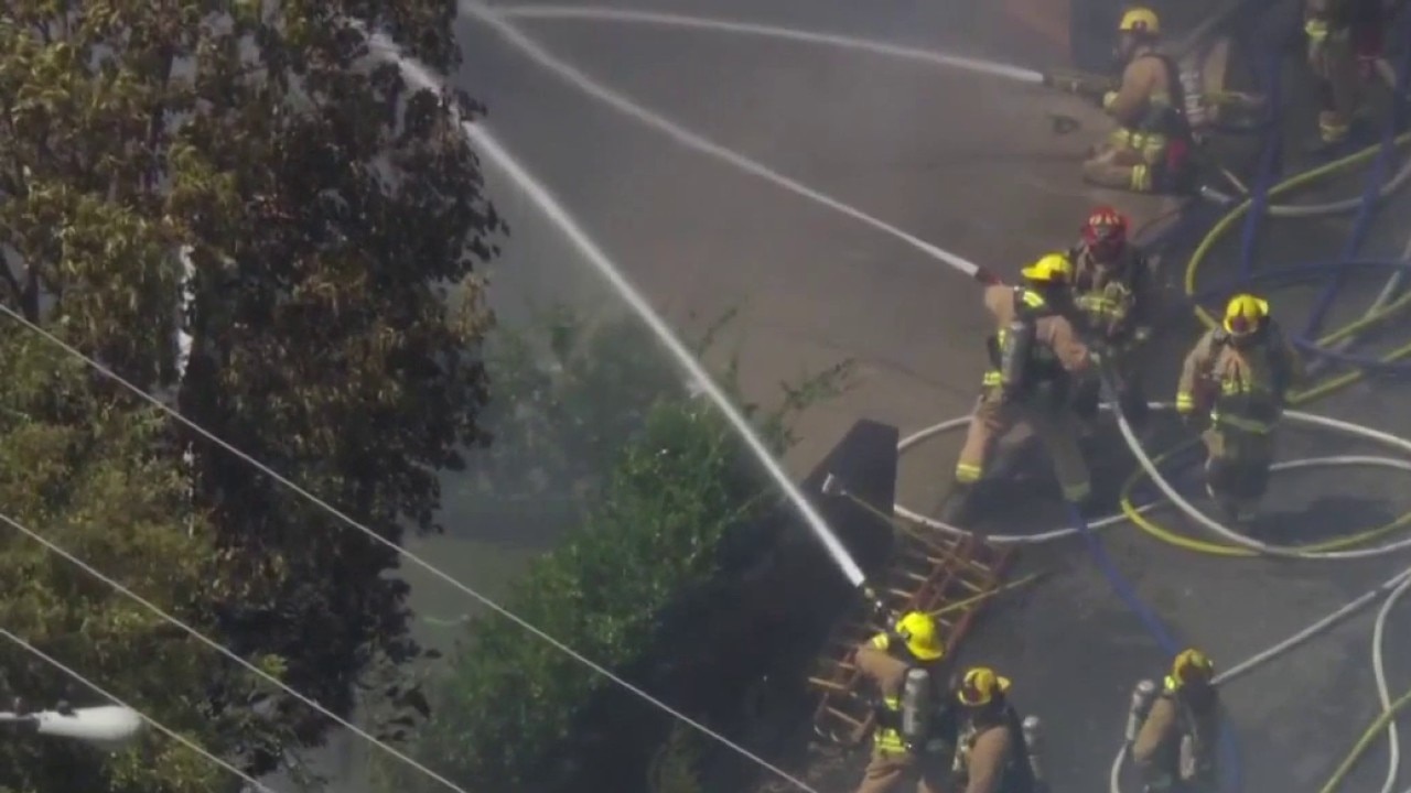 Brush fire destroys Eagle Rock hillside home