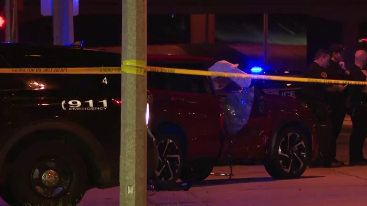 Serious crash investigation in Milwaukee near Sherman and Silver Spring