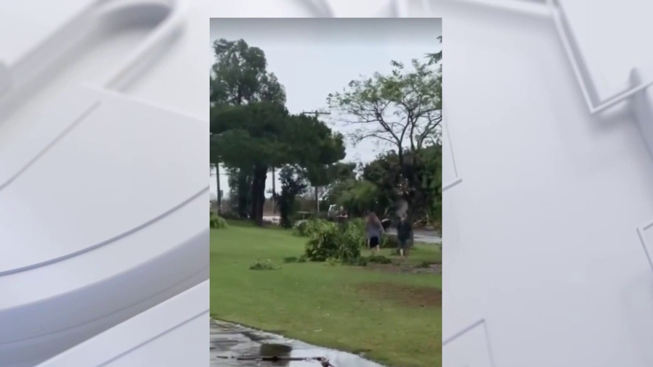 Reports of possible tornado in San Clemente 