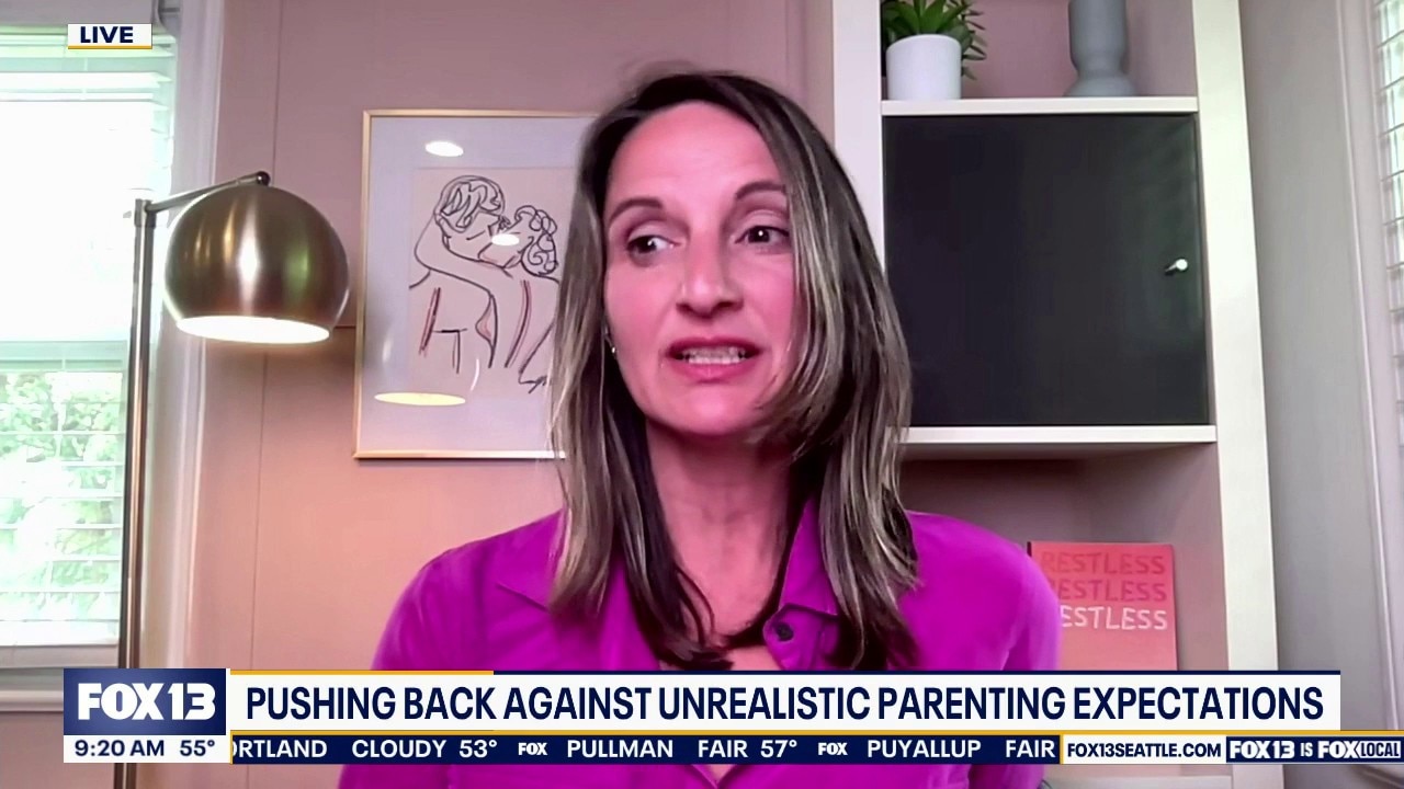 How social media fuels Mother's Day stress
